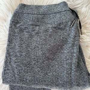 Women’s Lululemon joggers size M